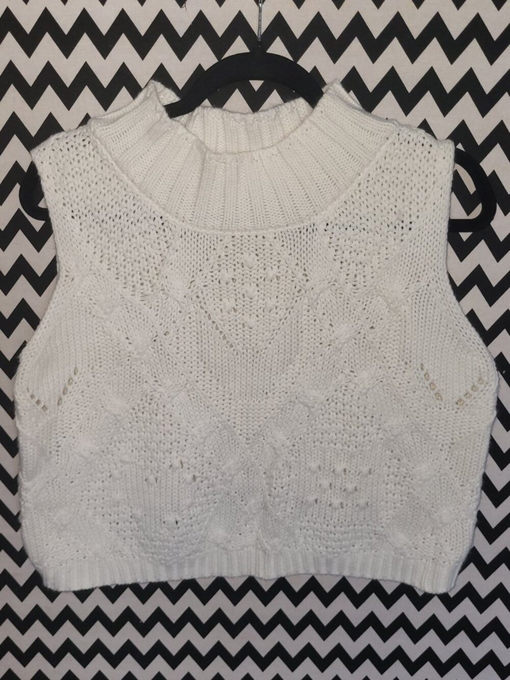 Altar'd state women's Cable Knit Turtleneck Sweater Sleeveless Top Top Vest L